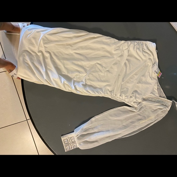 A dress for each occasion! - Picture 3 of 3